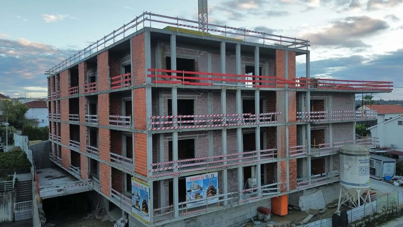 Apartamento T3 no Edifício CONCORDE em Tondela