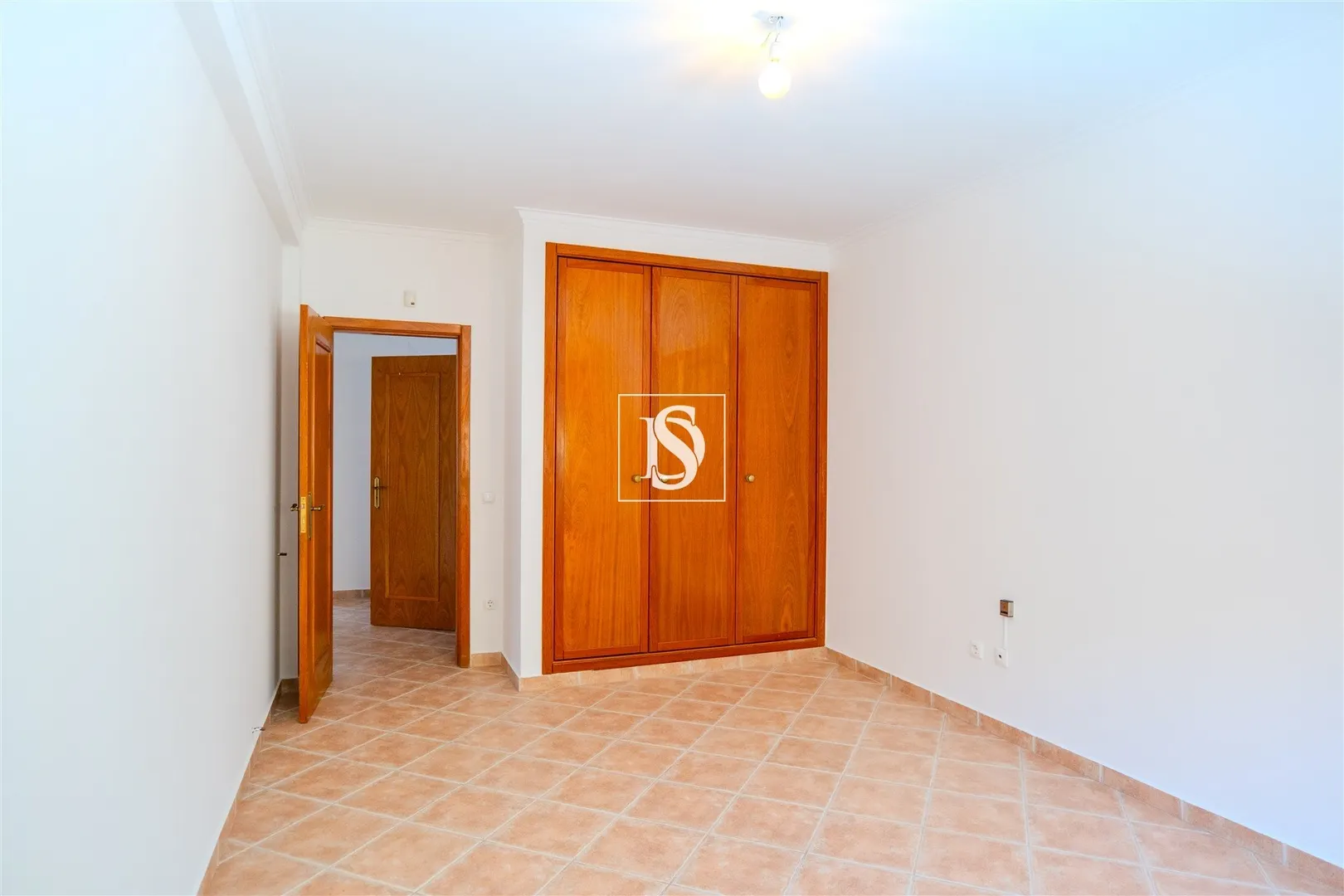 Moradia Geminada T4