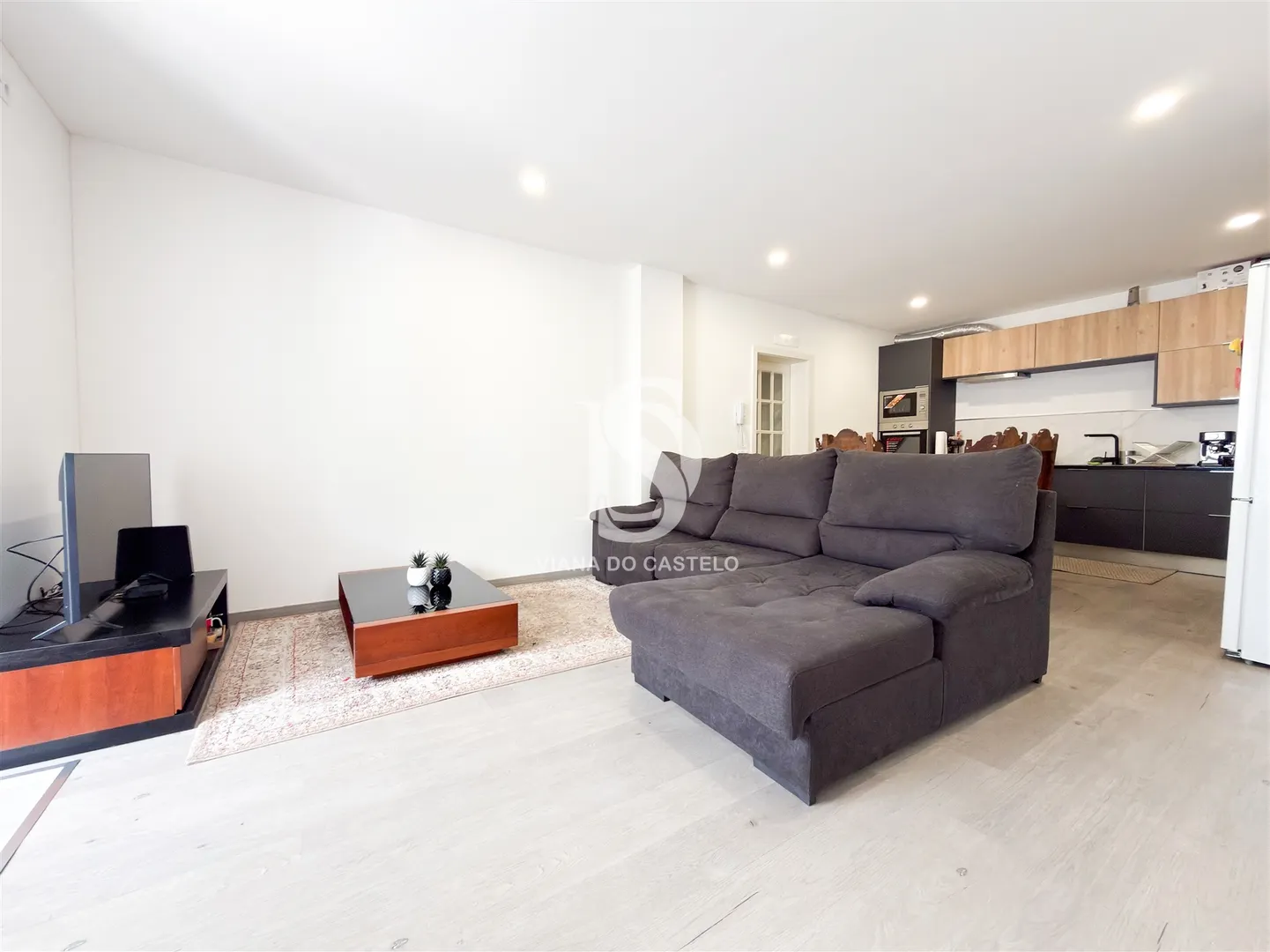 Andar moradia T2 totalmente remodelado - Barroselas