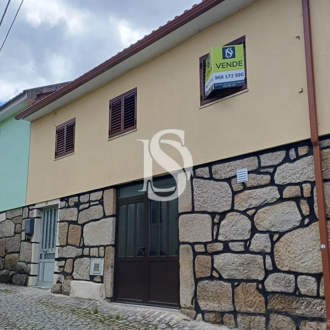 Moradia Geminada T4