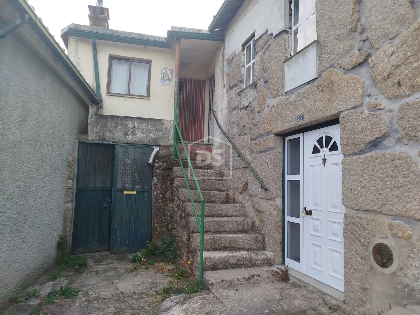 Moradia para Restaurar T2