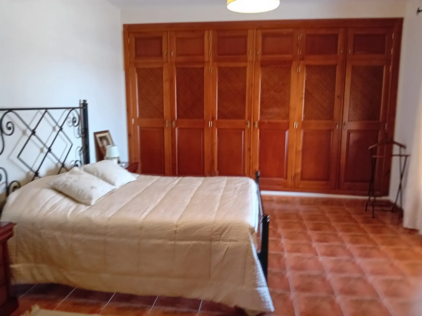 Moradia T4 Exclusiva na Meia Via, Torres Novas – Espaço, Conforto e Lazer