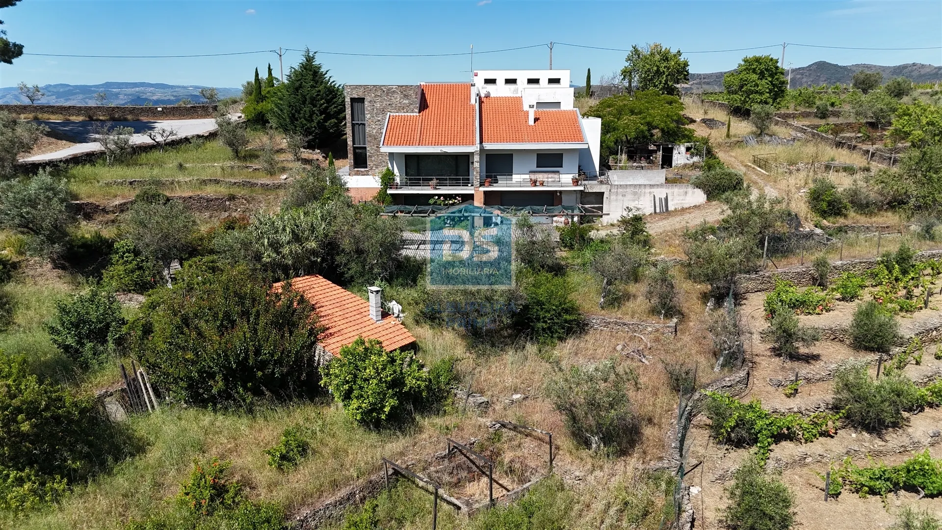 Detached house T4