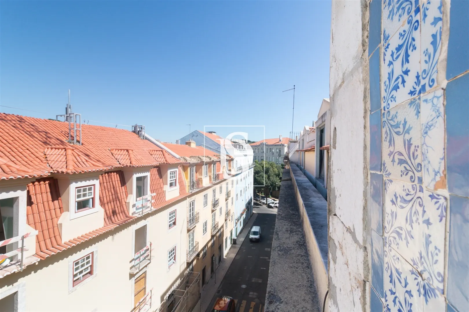 Venda de Apartamento T1 renovado com muita luz em Lisboa