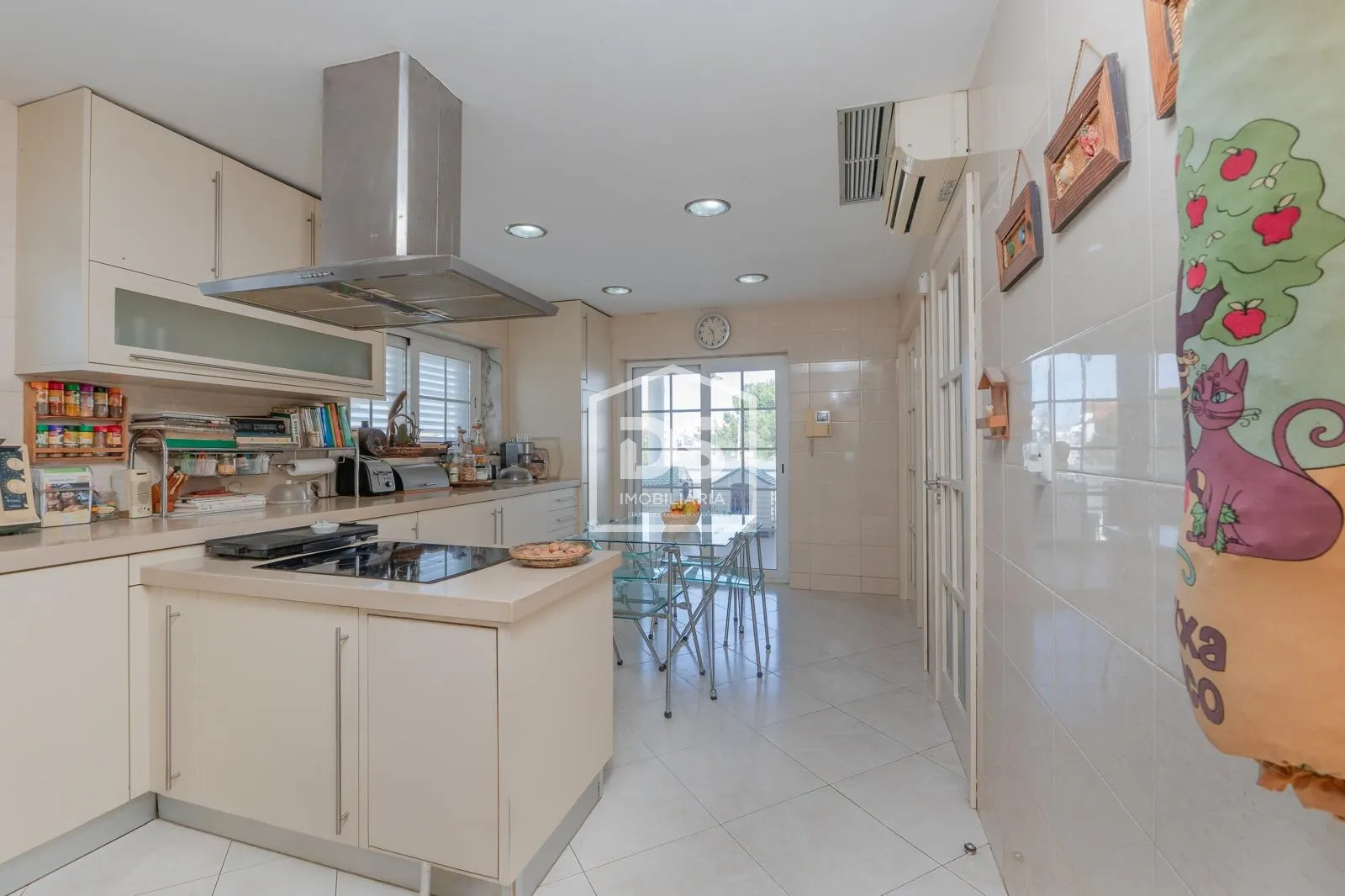 Moradia Geminada T4