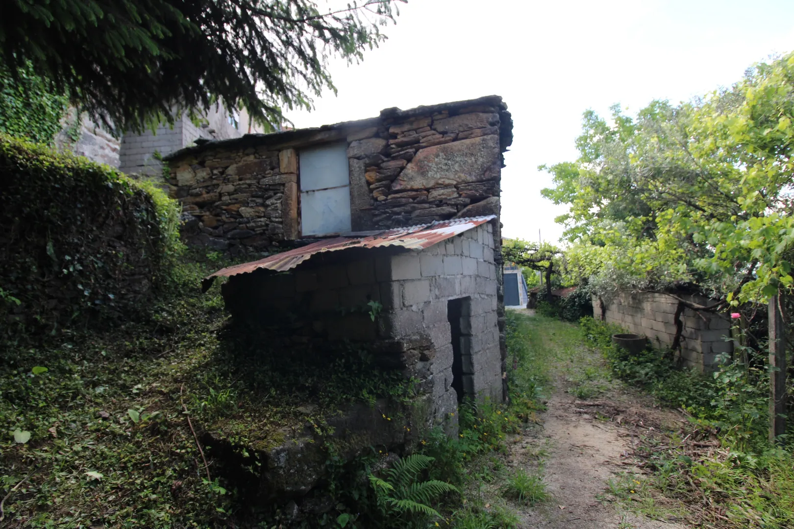 Moradia para Restaurar T2