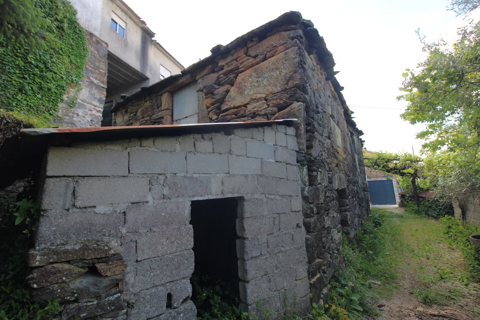 Moradia para Restaurar T2