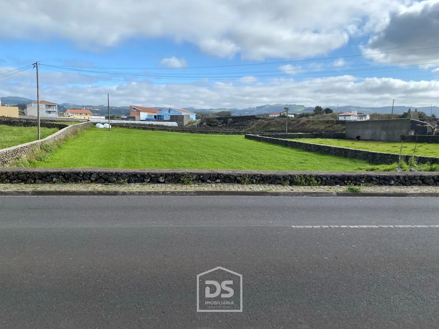 Real Estate building