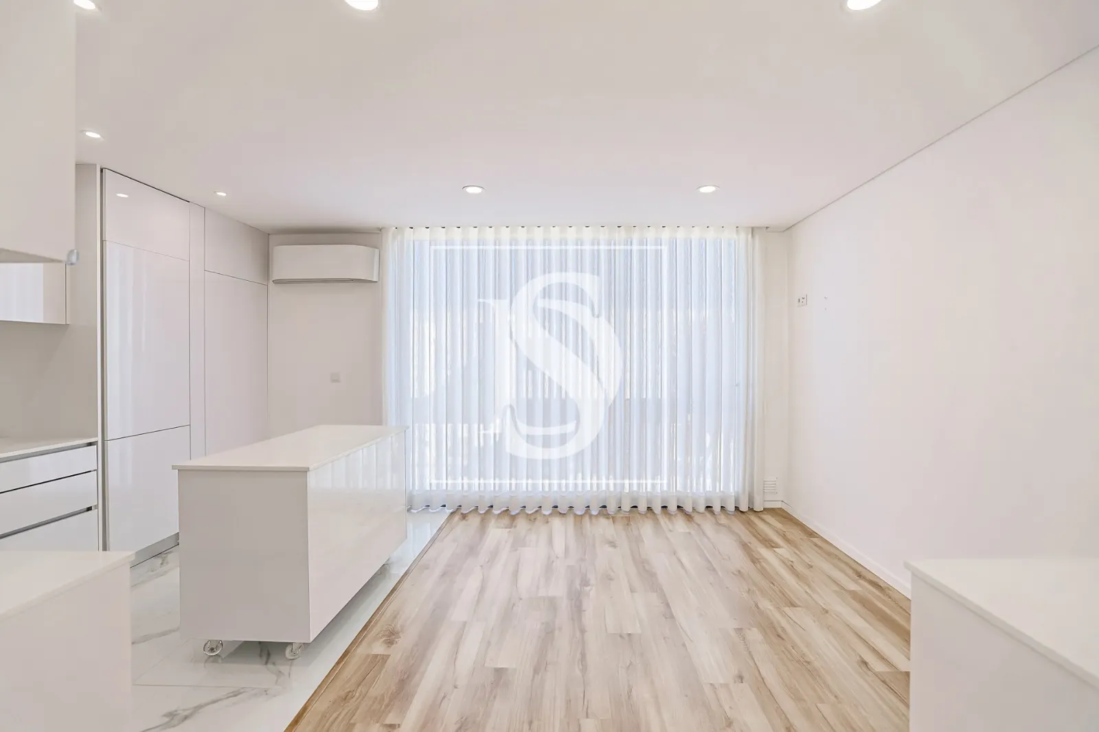 Moradia COMO NOVA, em Barcelinhos!