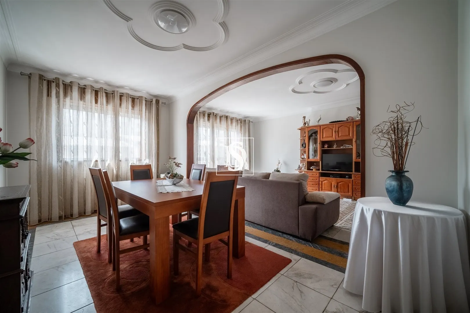Apartamento T3 com 139 m² no centro de Barcelos, na Urbanização São José