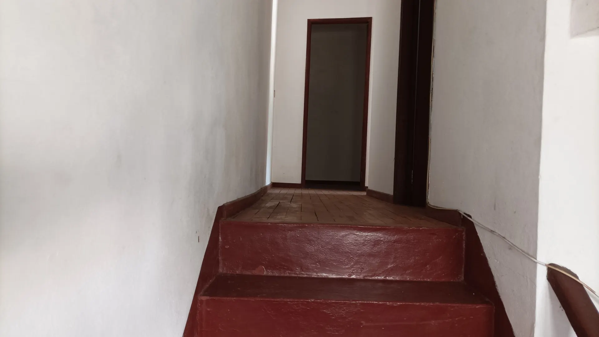 HABITAÇÃO DE R/C, 1º E 2º ANDAR EM GONÇALO, GUARDA