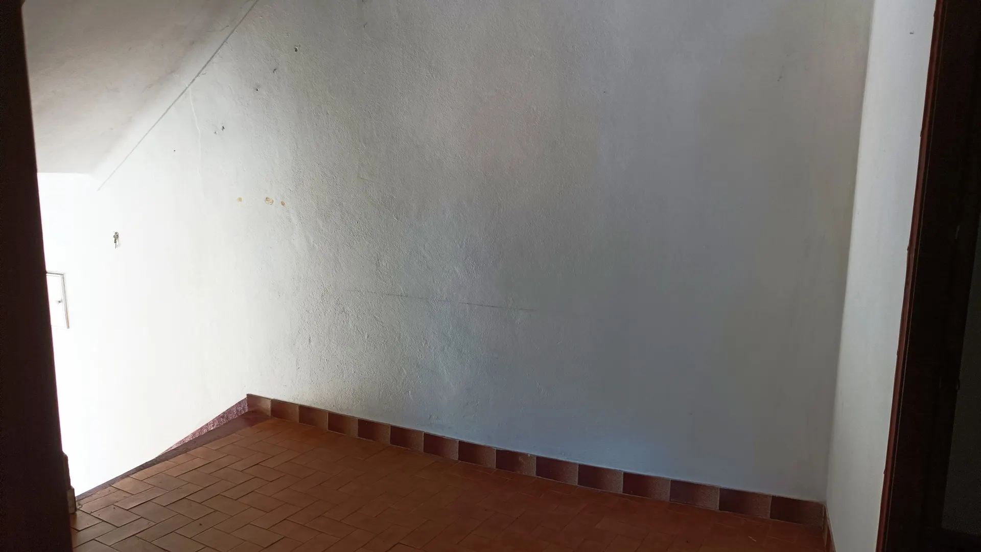 HABITAÇÃO DE R/C, 1º E 2º ANDAR EM GONÇALO, GUARDA
