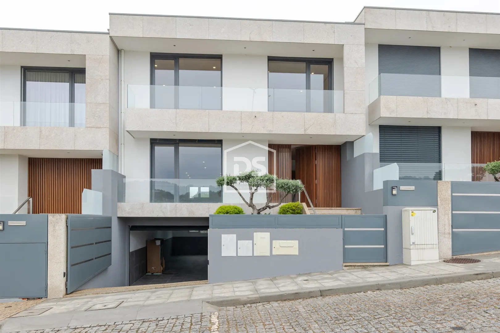 Moradia T4