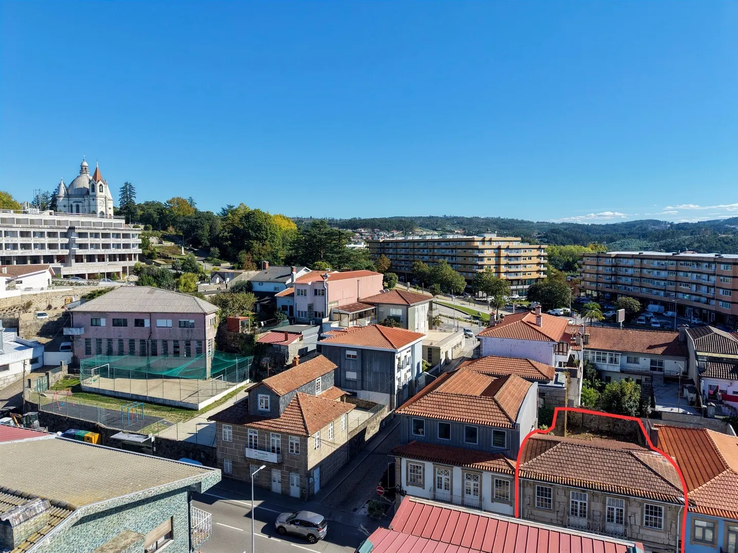 Moradia em Banda T3 VendaMoradia T3 em pedra para recuperar, com quintal, no centro de Penafiel