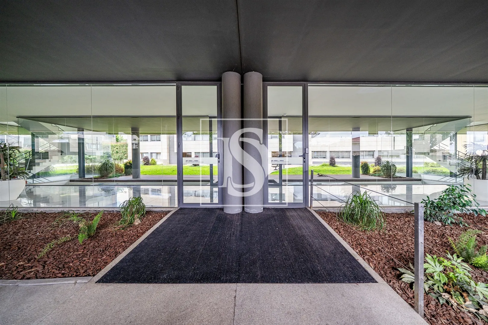 Apartamento T3 de Luxo | Empreendimento Mira Rio – Barcelinhos.