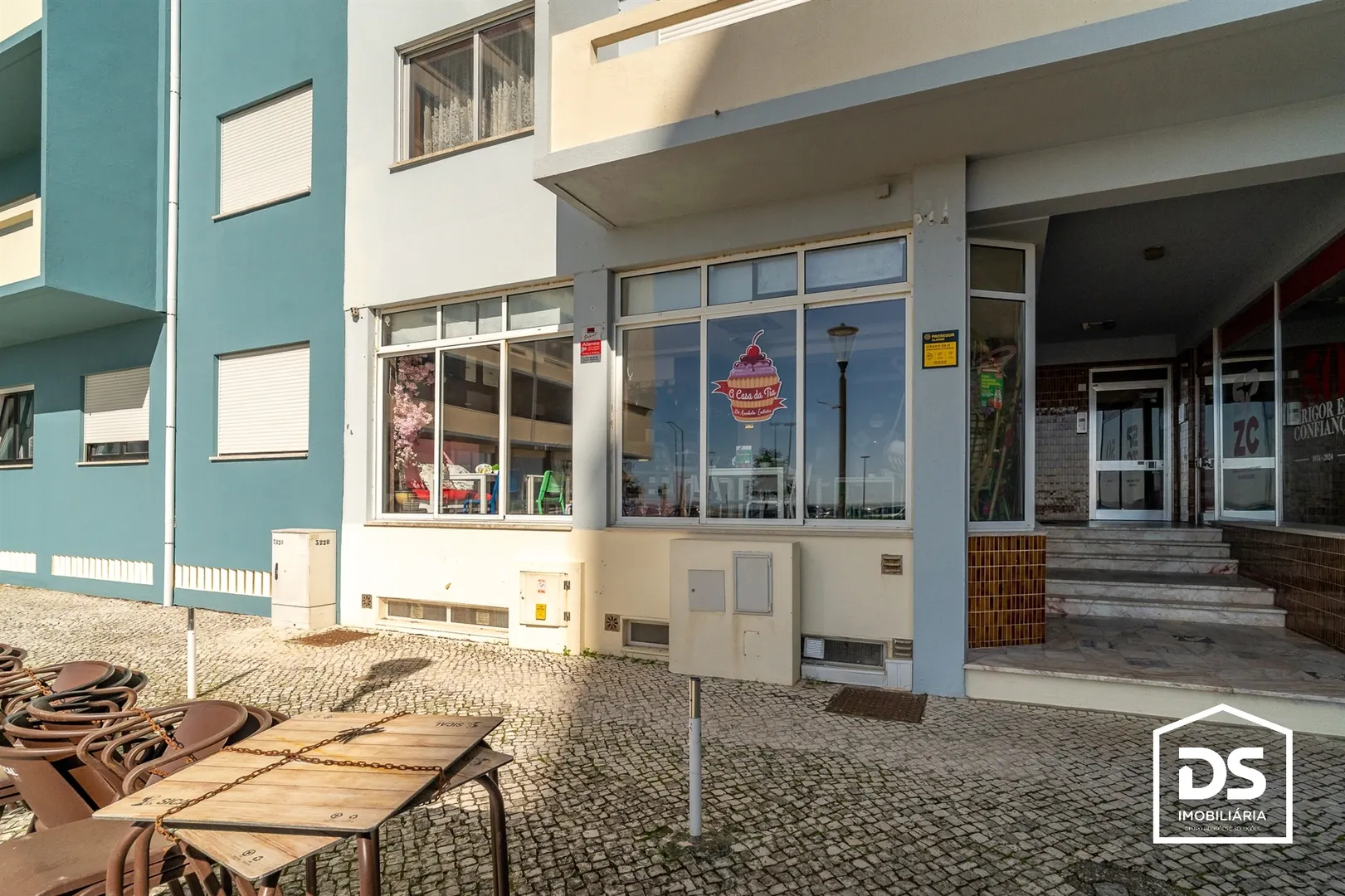 Trespasse de Pastelaria completamente equipada na Figueira da Foz