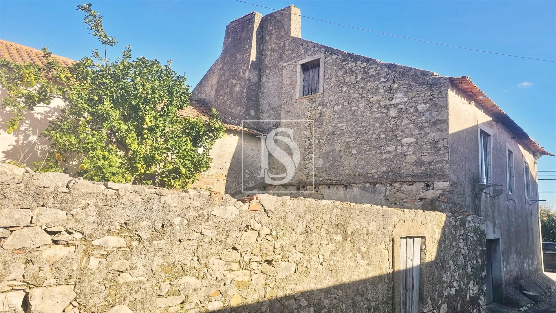 Moradia para Restaurar T1