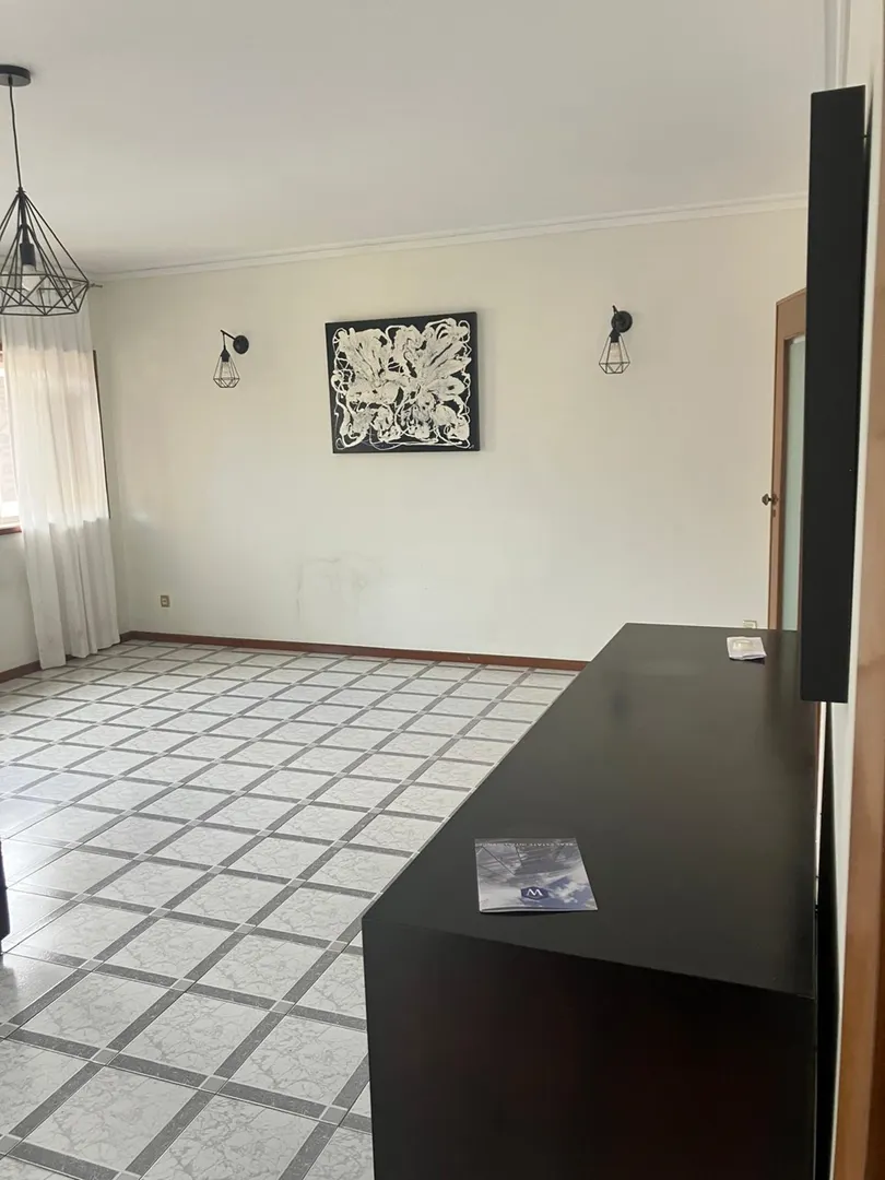 T3 em frente ao El Corte Inglês Vila Nova de Gaia Porto 