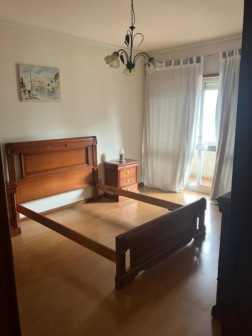 T3 em frente ao El Corte Inglês Vila Nova de Gaia Porto 