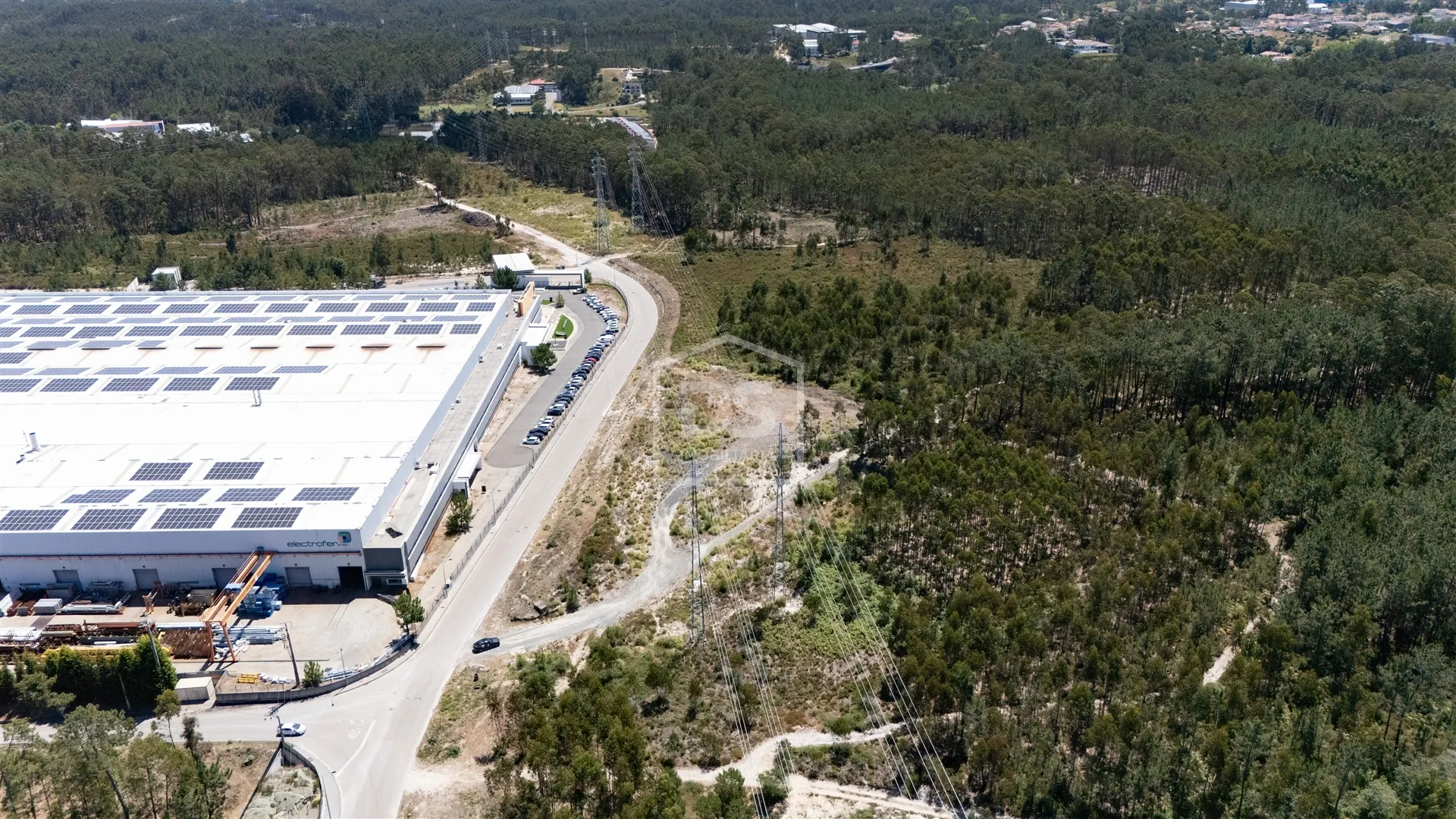 Lote de Terreno com Projeto para Edifício Industrial em Propriedade Horizontal – Marinha Grande