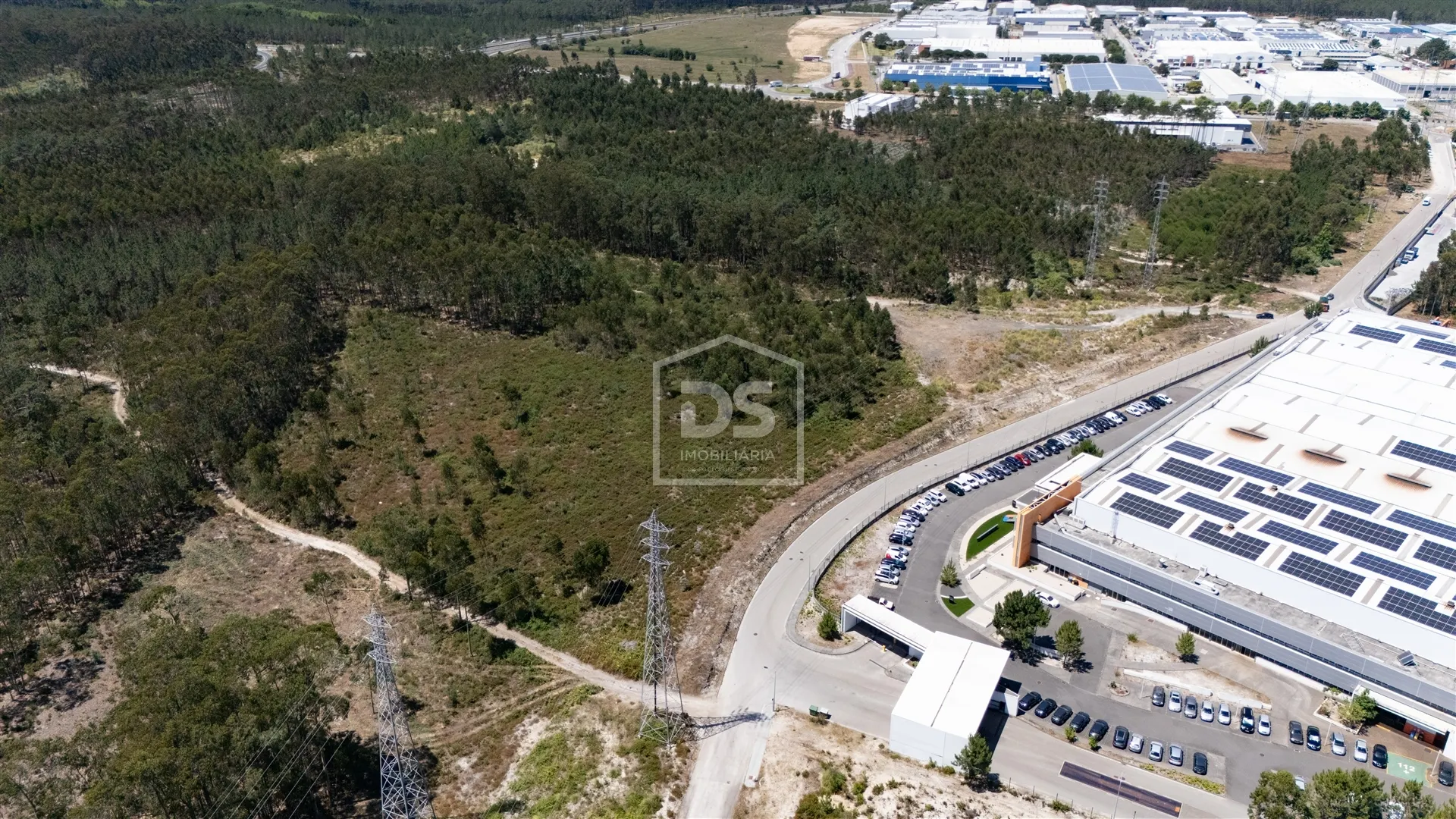 Lote de Terreno com Projeto para Edifício Industrial em Propriedade Horizontal – Marinha Grande