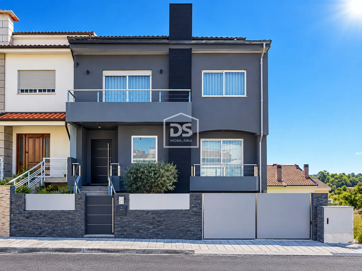 Semi-detached house T4