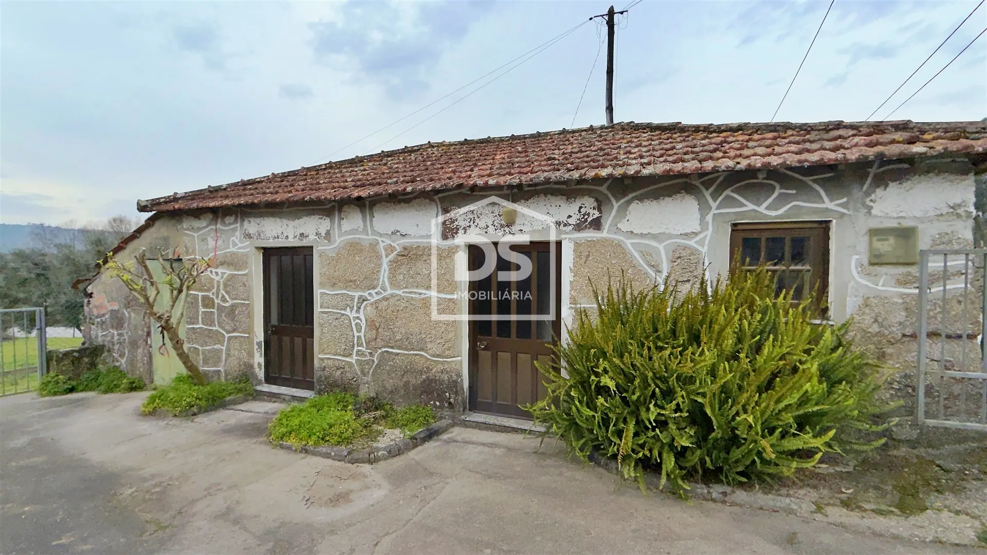 Detached house to restore T2