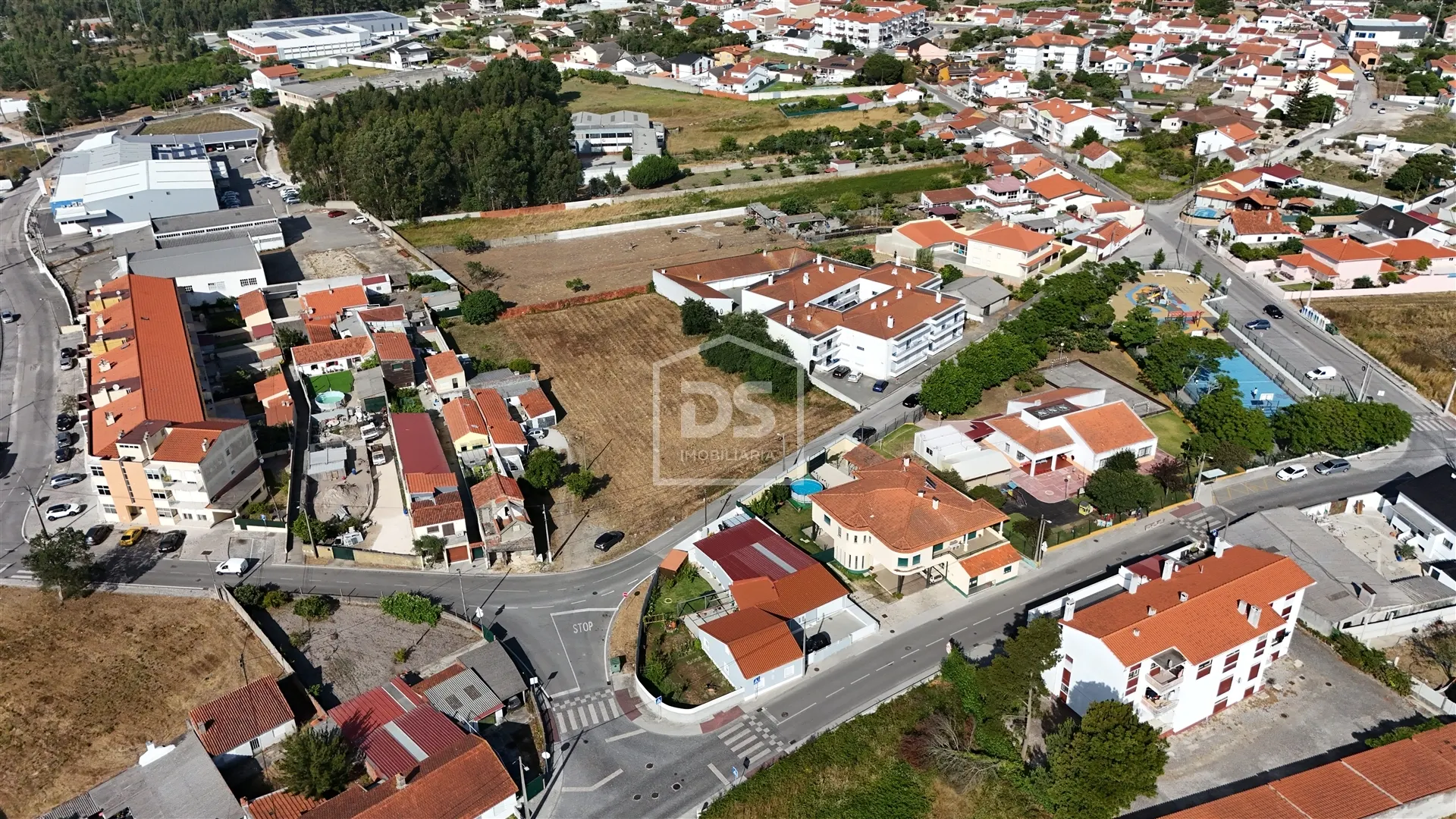 Terreno para venda na Tojeira - Marinha Grande