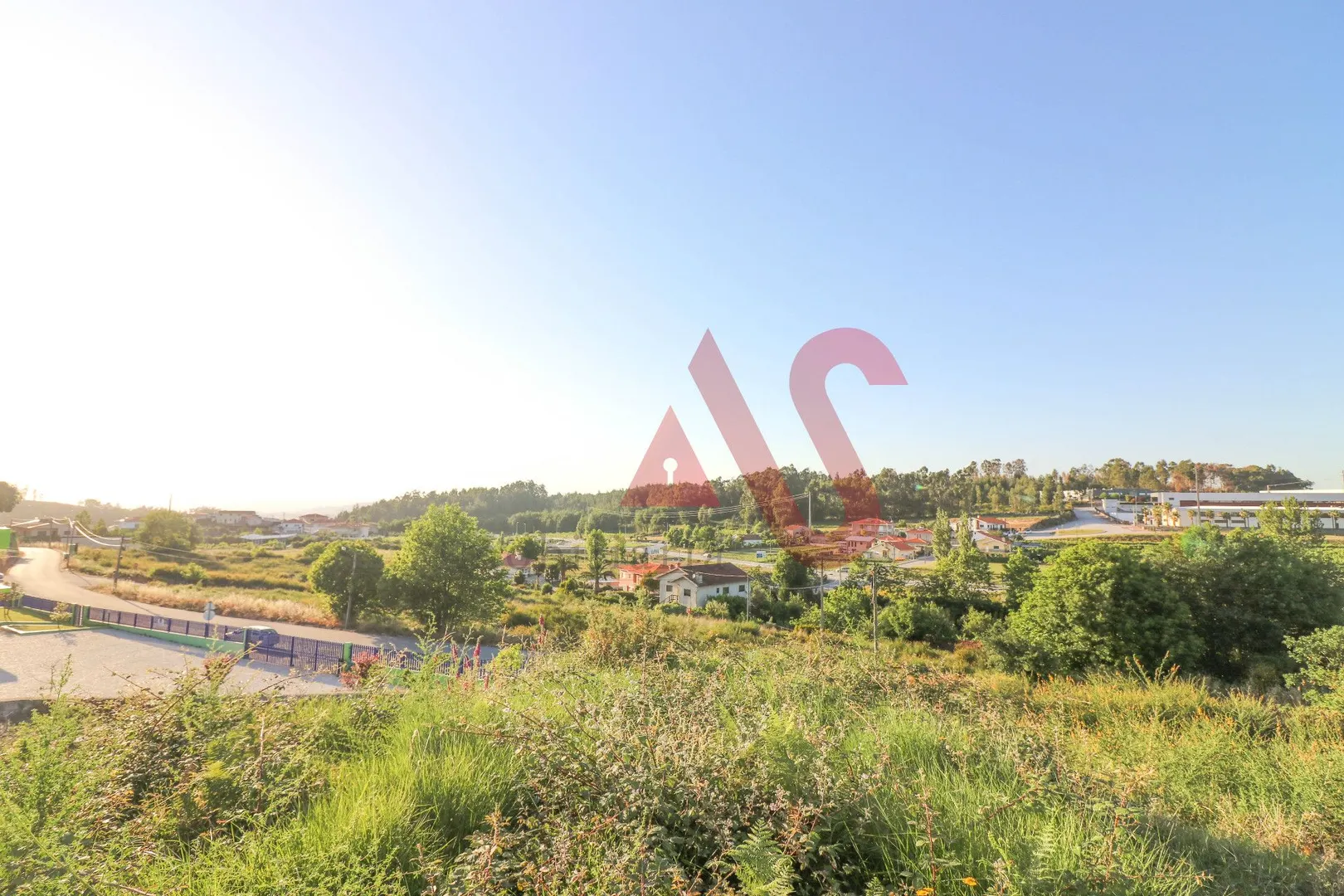 Land for sale in Felgueiras, Portugal — €240,000