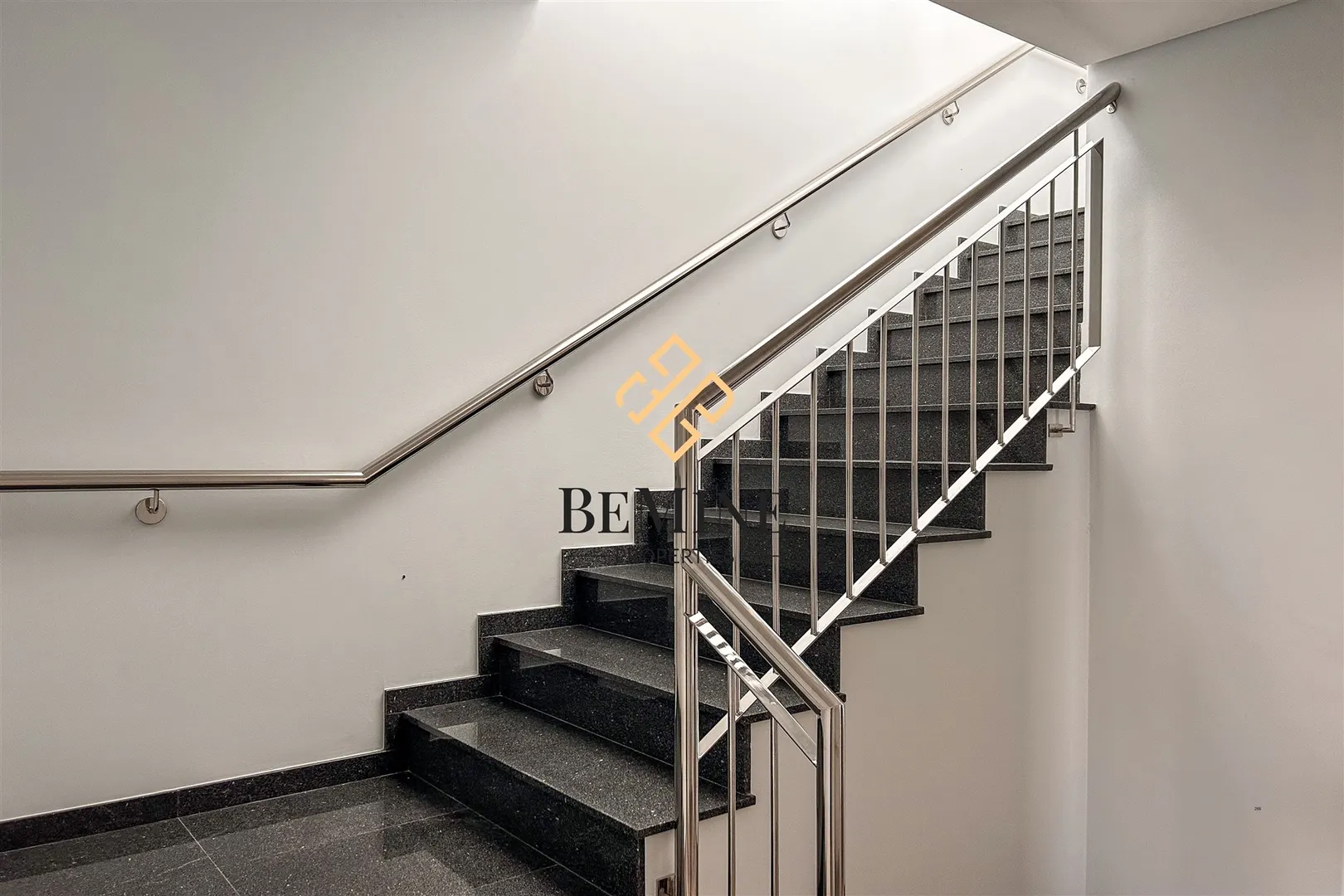 img_32