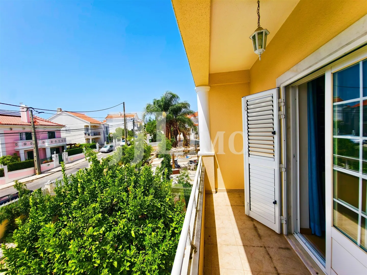 img_32