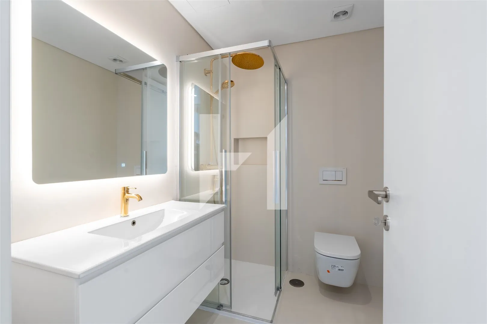 img_32