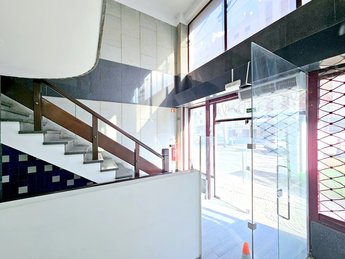Loja 390 m2 Avenidas Novas - Campo Pequeno
