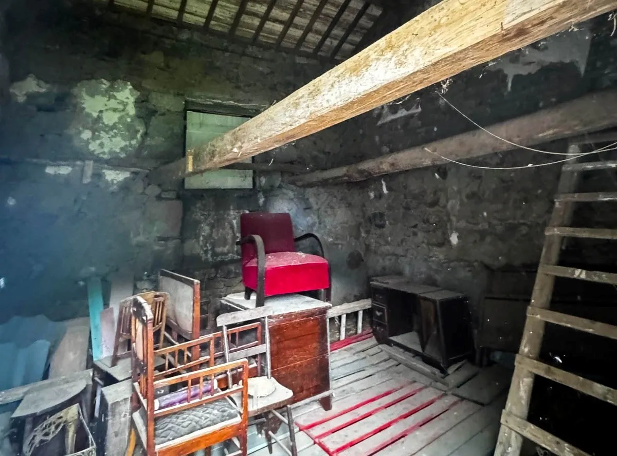 Moradia para Restaurar T2