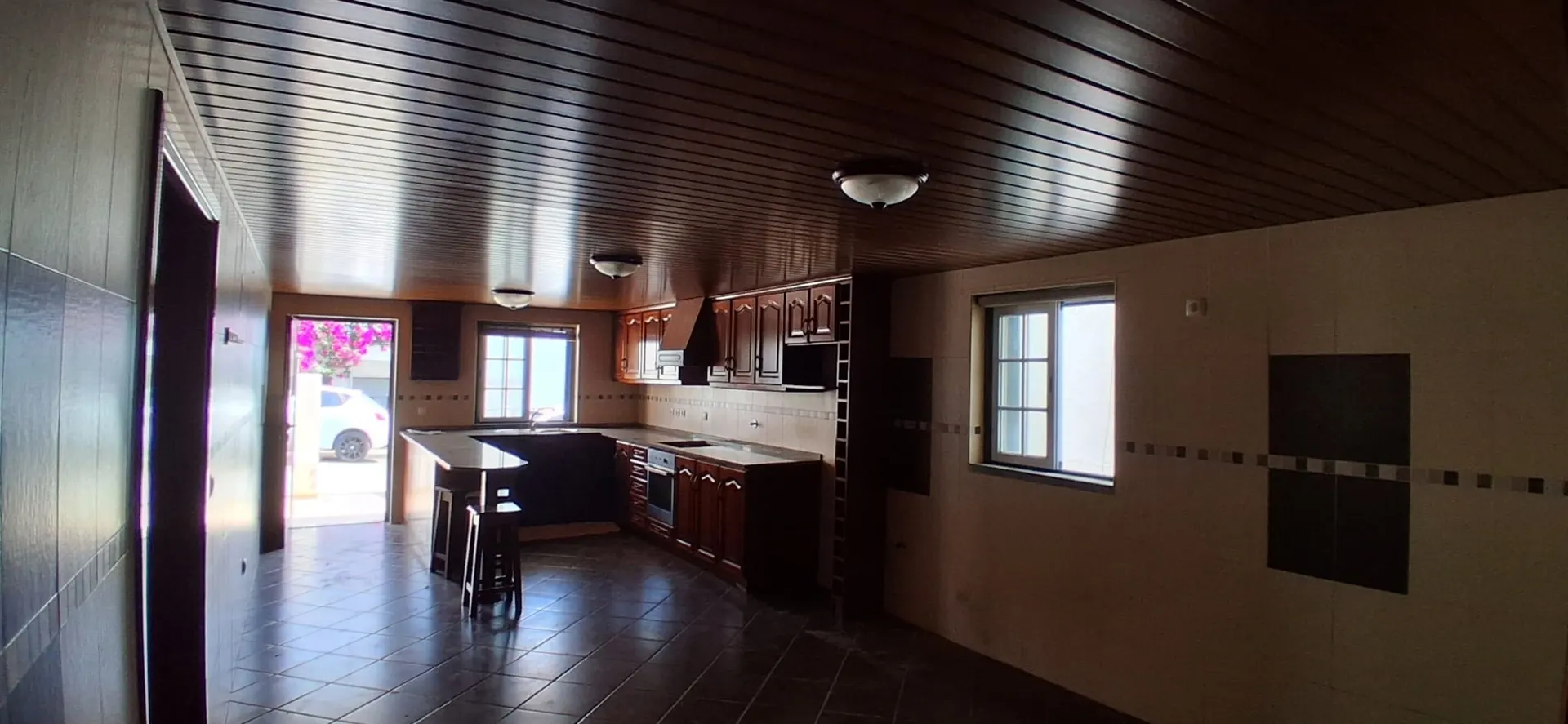 House T5