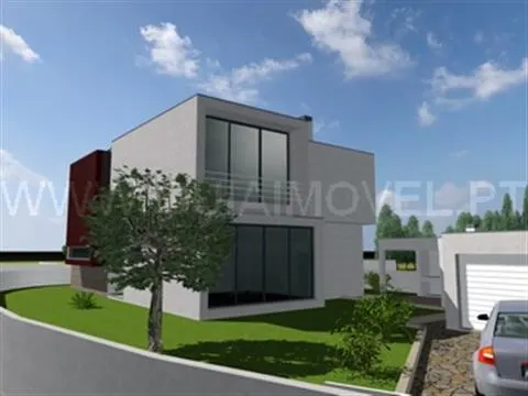 Detached house 4 B.A.