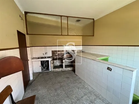 Edifício comercial em Nandufe