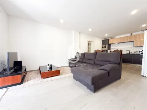 Andar moradia T2 totalmente remodelado - Barroselas