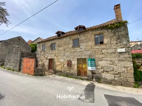 Detached house T2