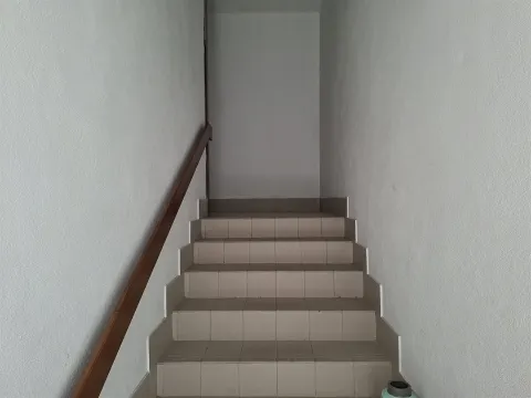 Apartamento T2 à venda em São Vicente - São João - Alferrarede