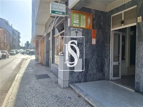 Loja em Centro Comercial - Entroncamento