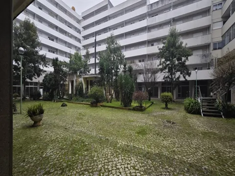 Apartamento T4