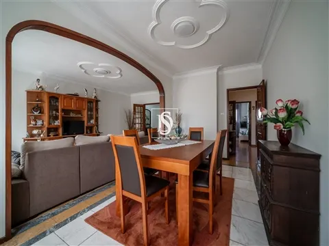 Apartamento T3 com 139 m² no centro de Barcelos, na Urbanização São José