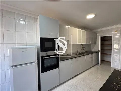 Apartamento T3 Arrendamento
