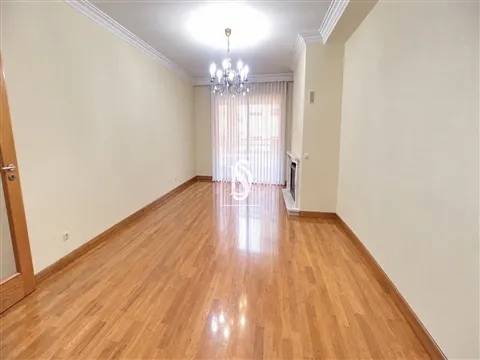 Apartamento T2+1