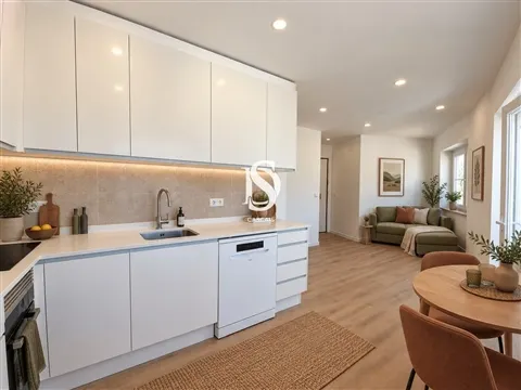 Apartamento T1, Totalmente renovado no centro de Alcochete