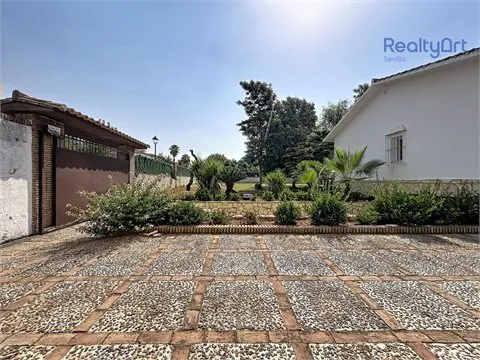 CHALET EN TORREQUINTO