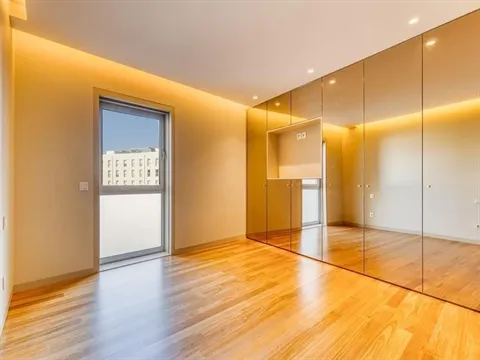 Apartamento T4