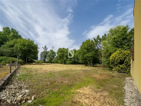 Terreno com 1.900 m² em Touguinha – Excelente oportunidade de investimento