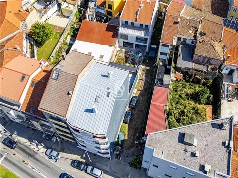 Apartamento T2, Novo, junto ao Centro de Braga